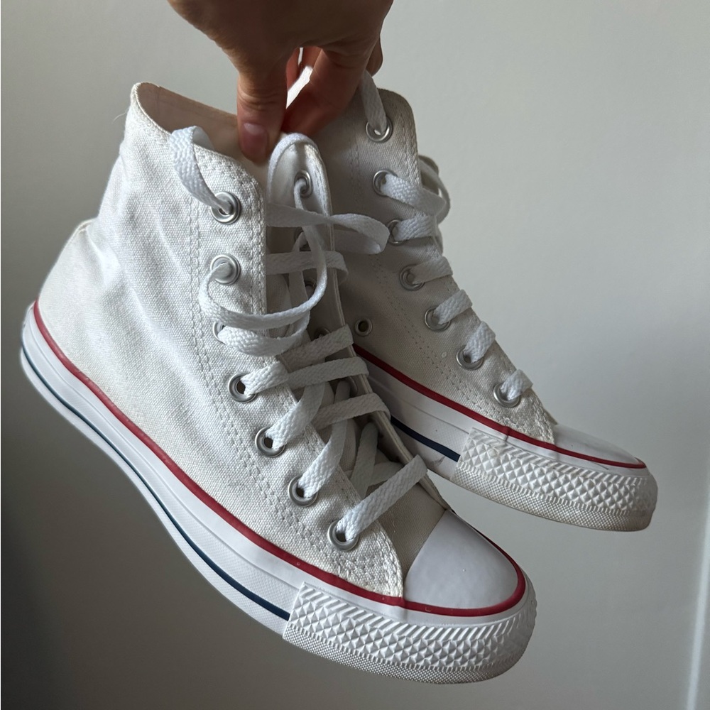 Women’s 6.5 converse